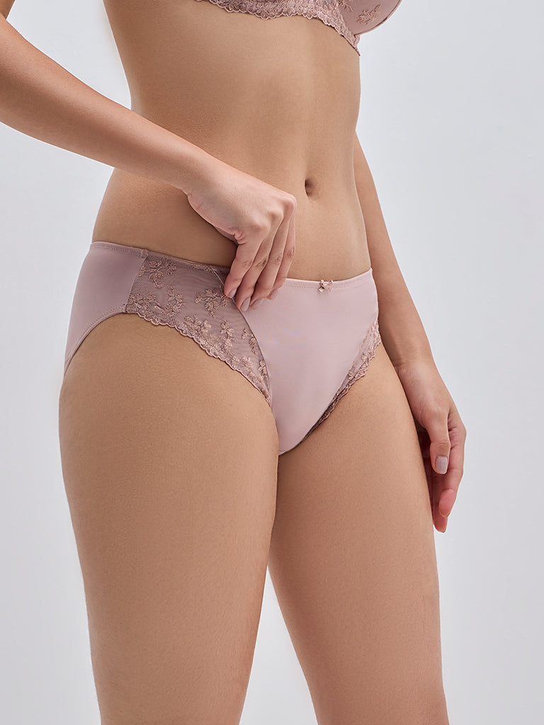 Wunderlove Light Mauve Floral Lace Design Brief