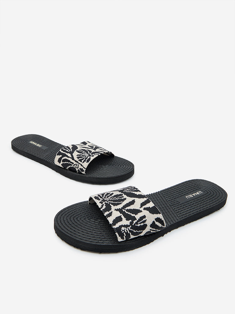 LUNA BLU Black Floral Knitted Flip-Flop