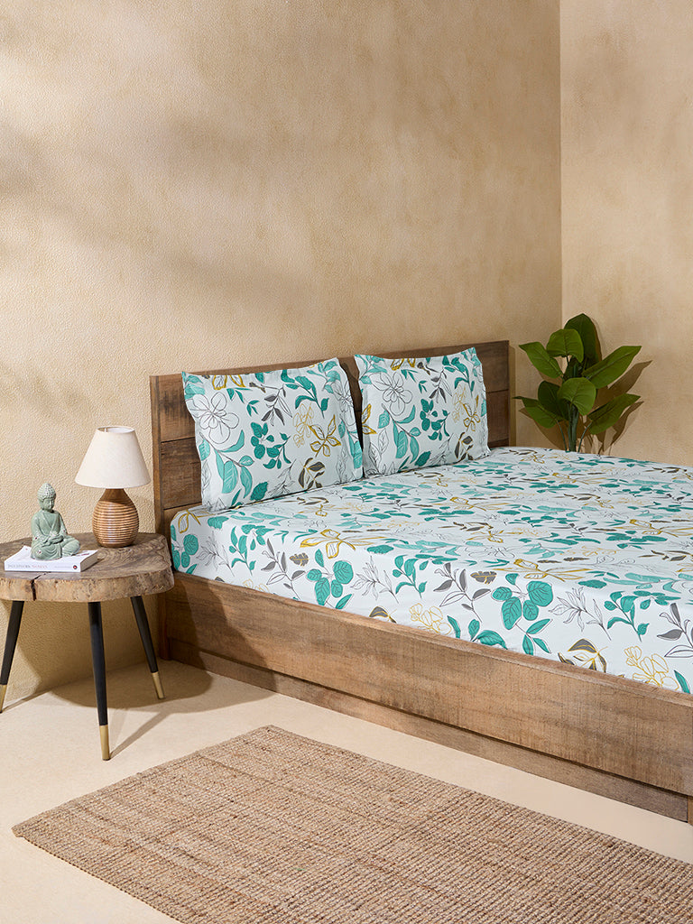 Westside Home Green Printed Queen Bed Fitted Sheet and Pillowcase Set