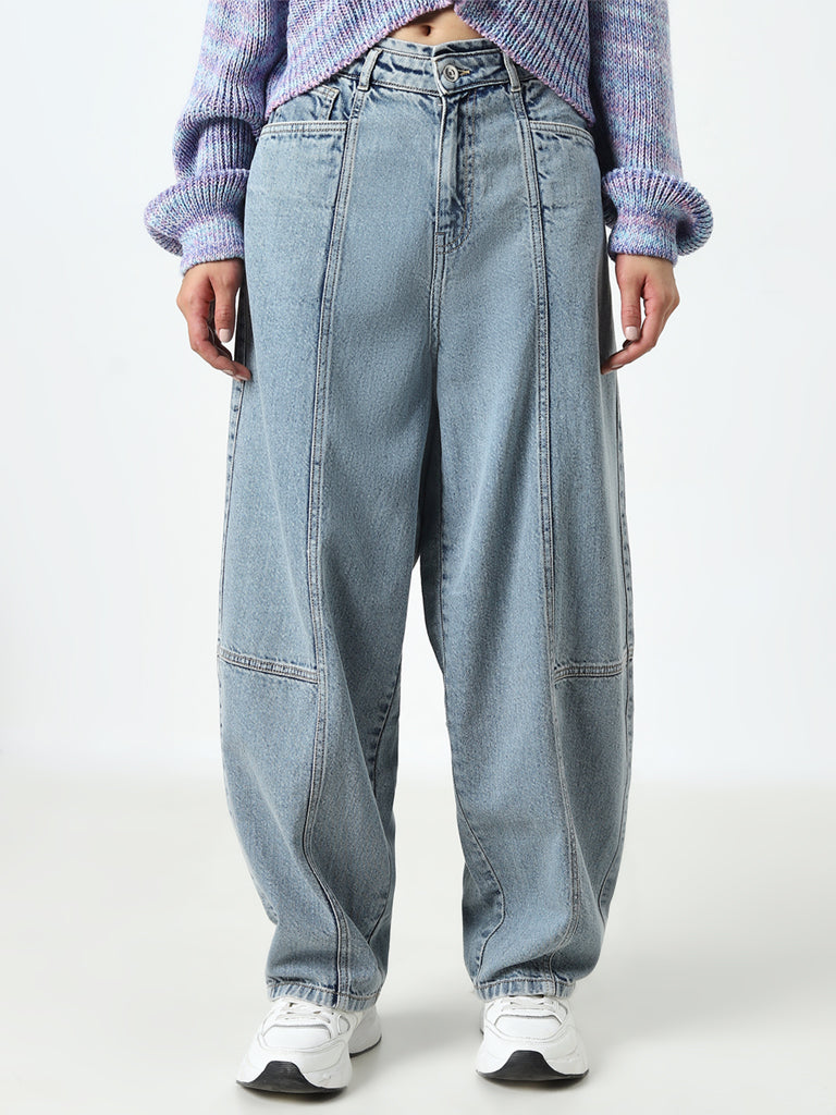 Nuon Light Blue Relaxed - Fit High - Rise Jeans