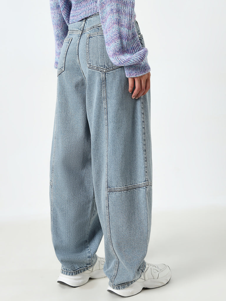 Nuon Light Blue Relaxed - Fit High - Rise Jeans