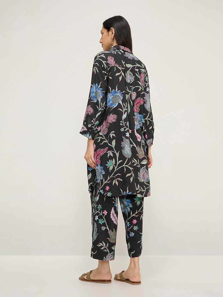 Utsa Black Botanical Printed Straight Kurta