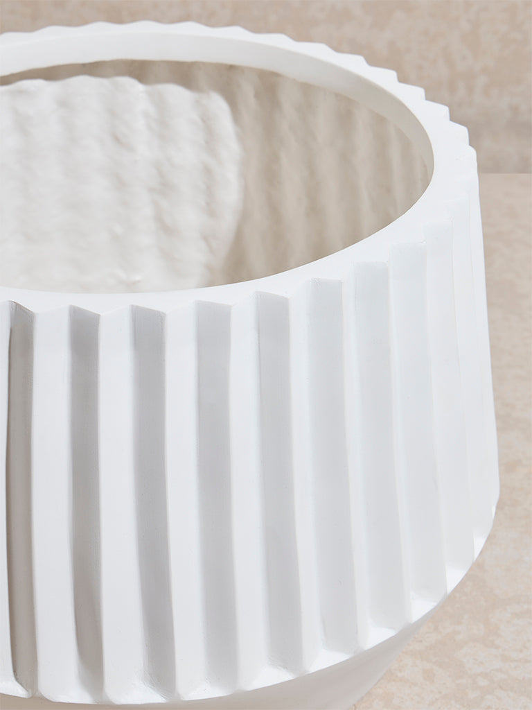 Westside Home White Ridge Planter - Large