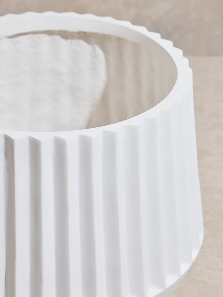 Westside Home White Ridge Planter - Small
