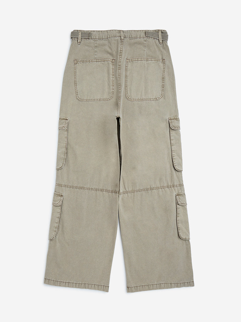 Y&F Kids Dark Beige Cargo-Style Mid-Rise Cotton Trousers