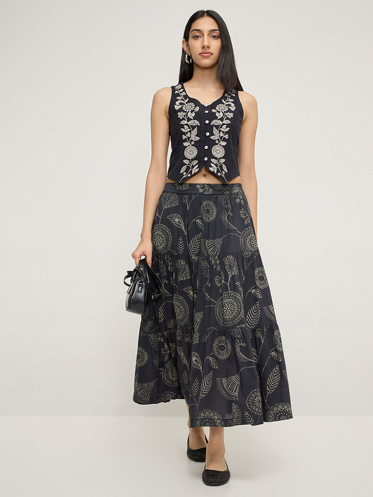 Utsa Black Botanical Printed Tiered Skirt