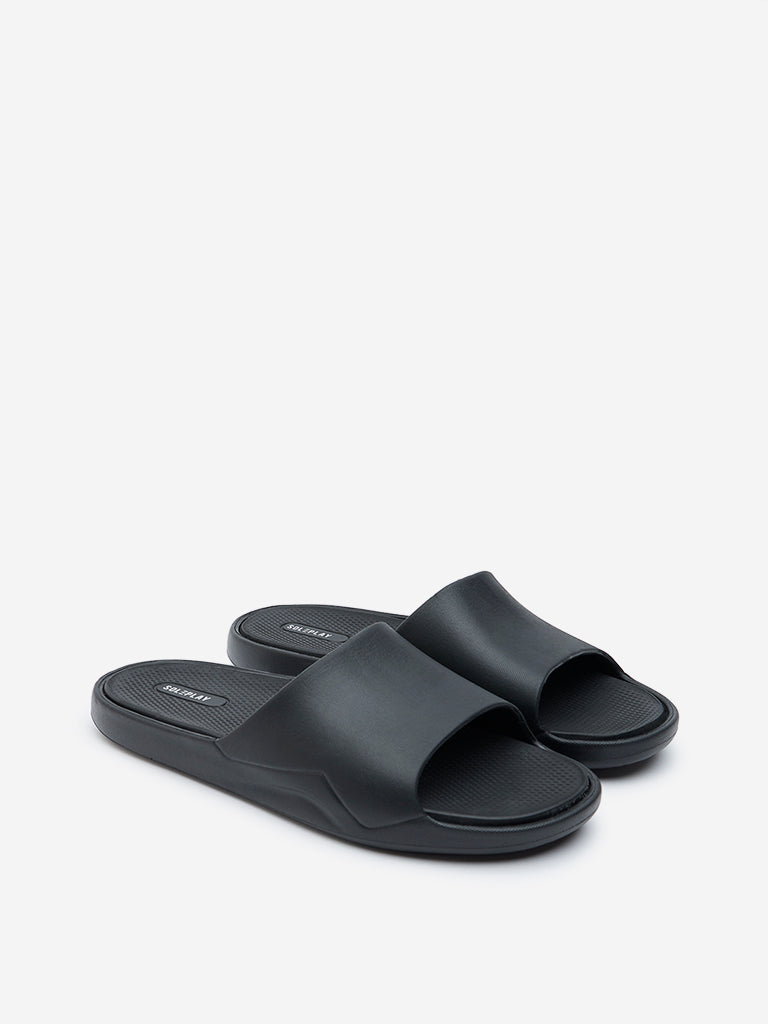 Buy SOLEPLAY Black Solid Pool Slides from Westside
