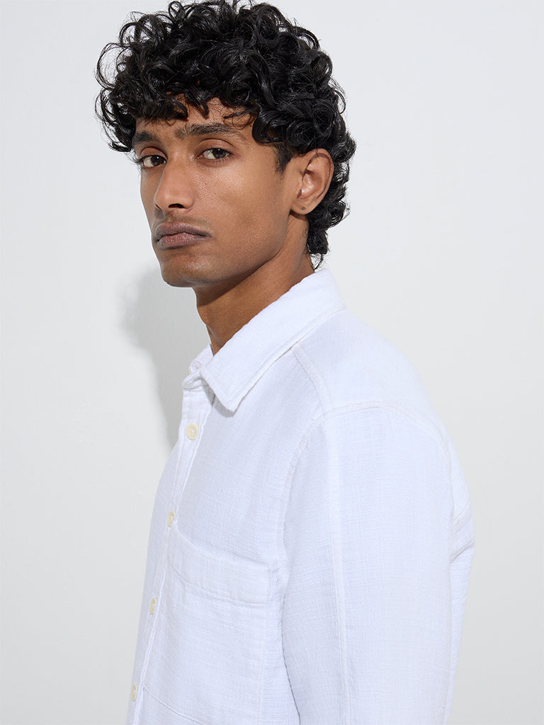 Westside WES Casuals Men's White Solid Relaxed-Fit Cotton Shirt for Casual Wear Zoomed View