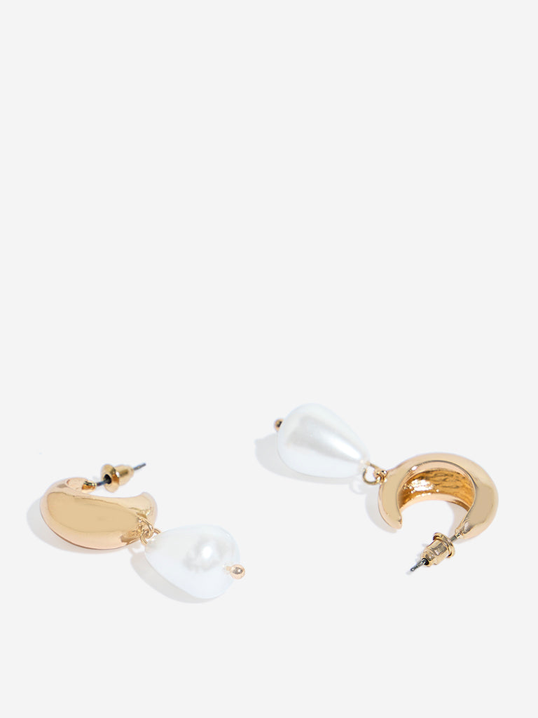 Westside Accessories Gold Pearl Drop Earrings