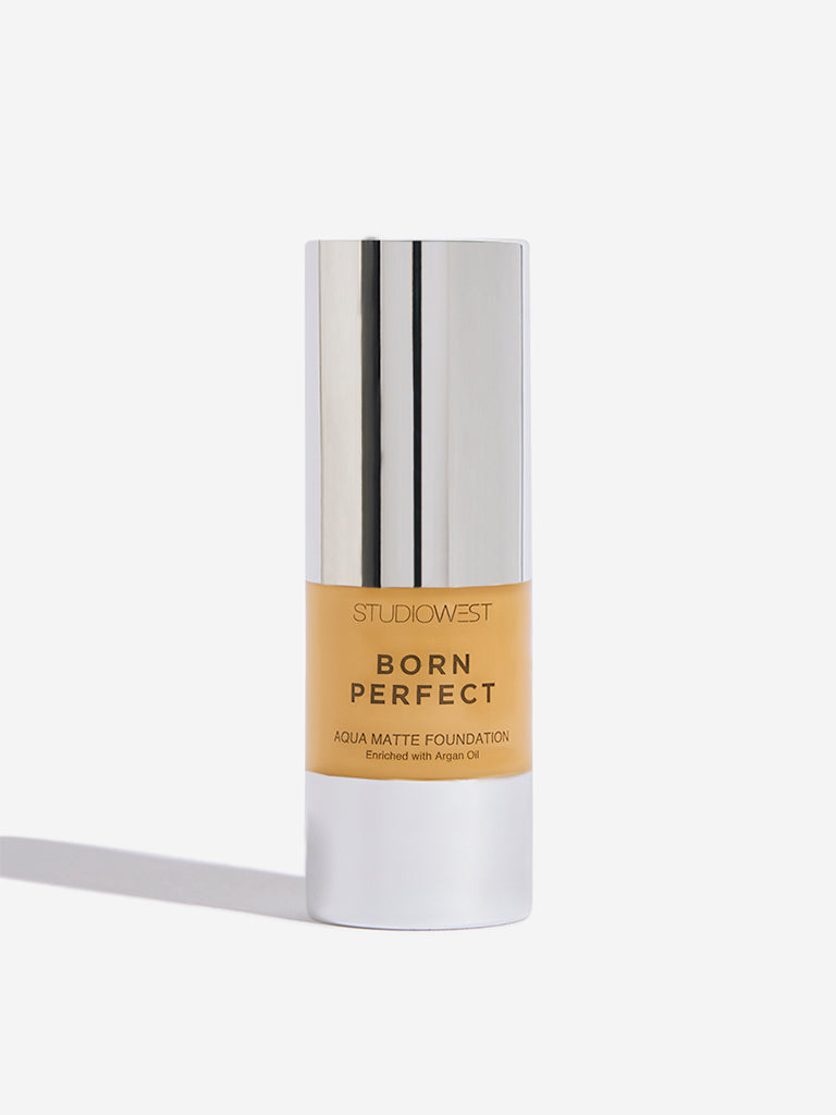 Studiowest Almond Born Perfect Aqua Matte Foundation - 23 ml