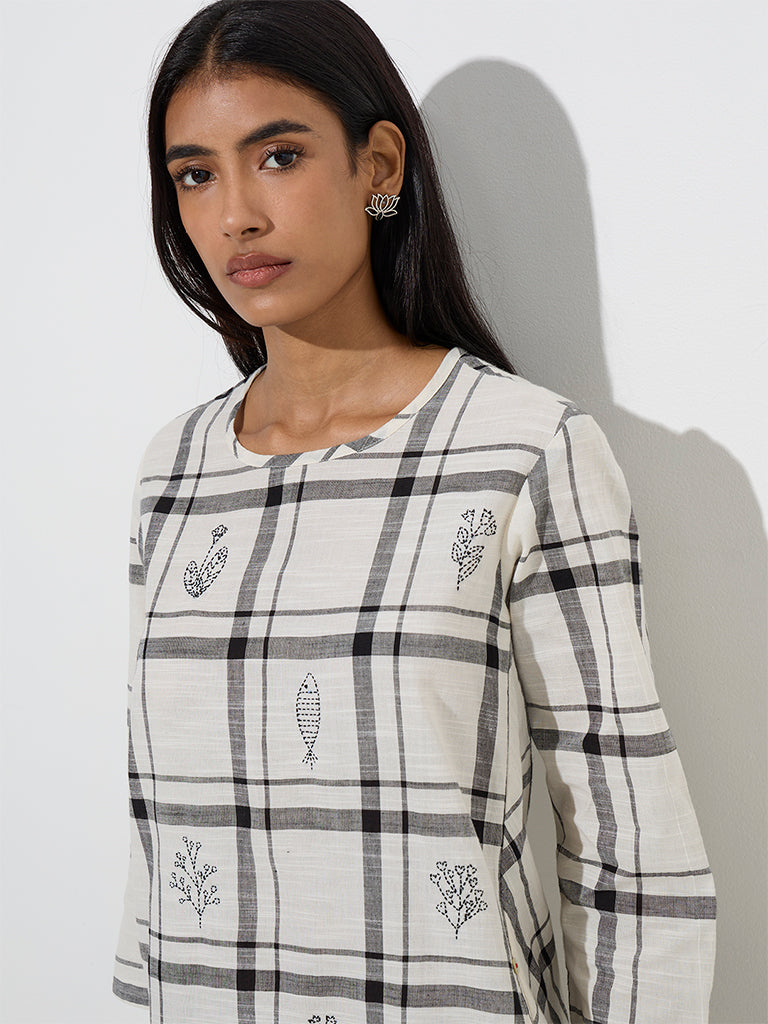 Utsa White Checkered Cotton A-Line Kurta