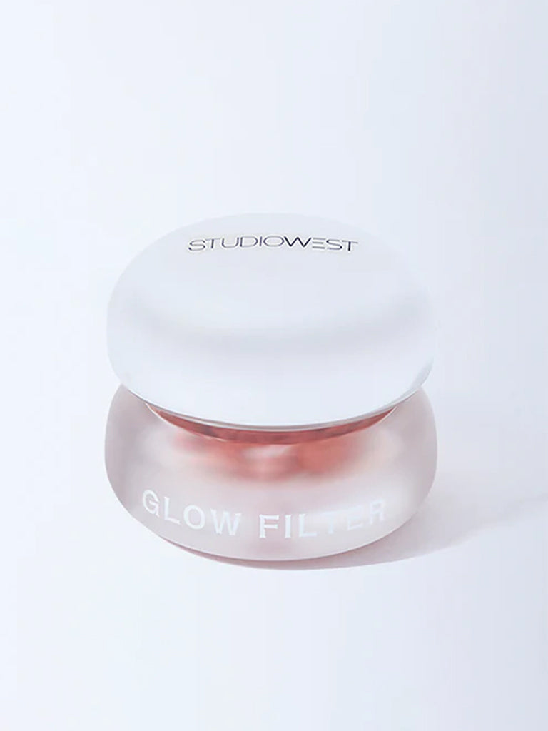 Studiowest Glow Filter Ruby Eyeshadow - 7.5 gm