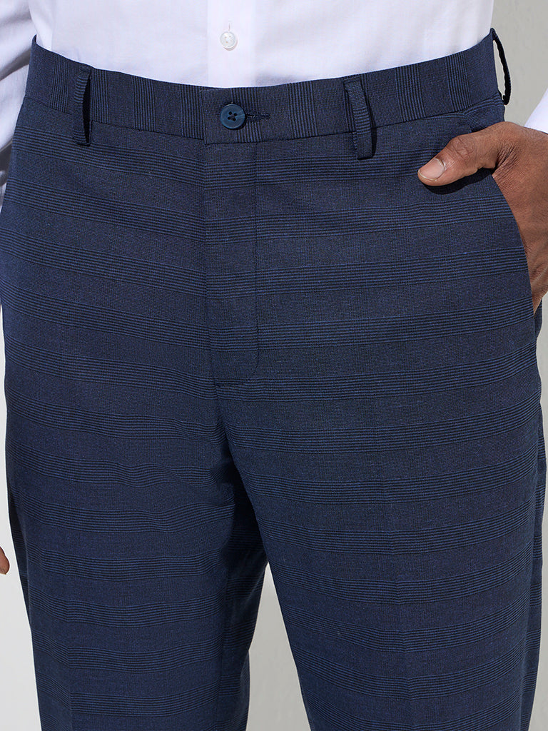 Westside WES Formals Men's Navy Carrot-Fit Mid-Rise Trousers for Work Wear Zoomed View
