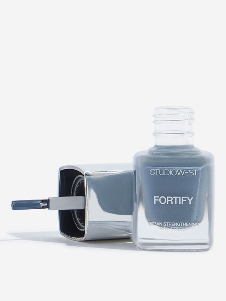 Studiowest Fortify Navy Crush BL-13 Nail Colour - 8 ml