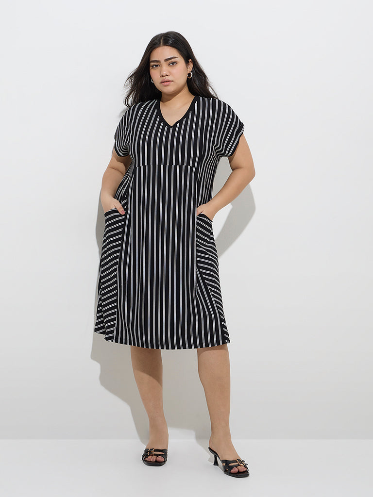 Gia Black Stripe Printed Straight Dress