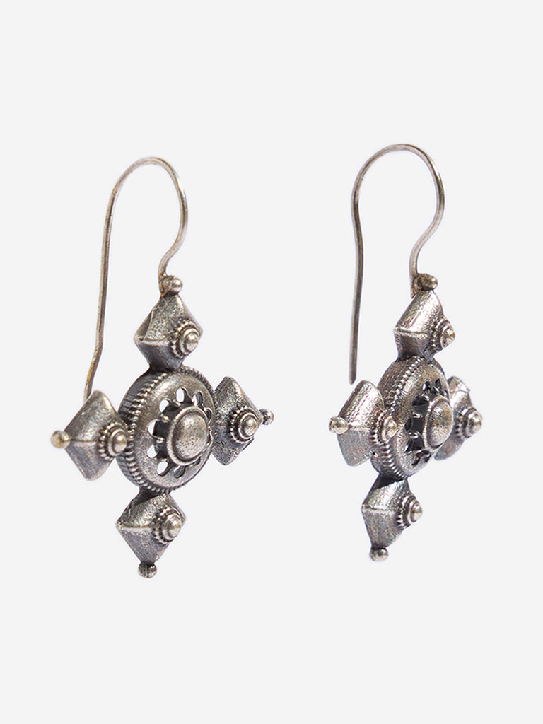 Westside Accessories Silver Centre 4-Spiked Earrings
