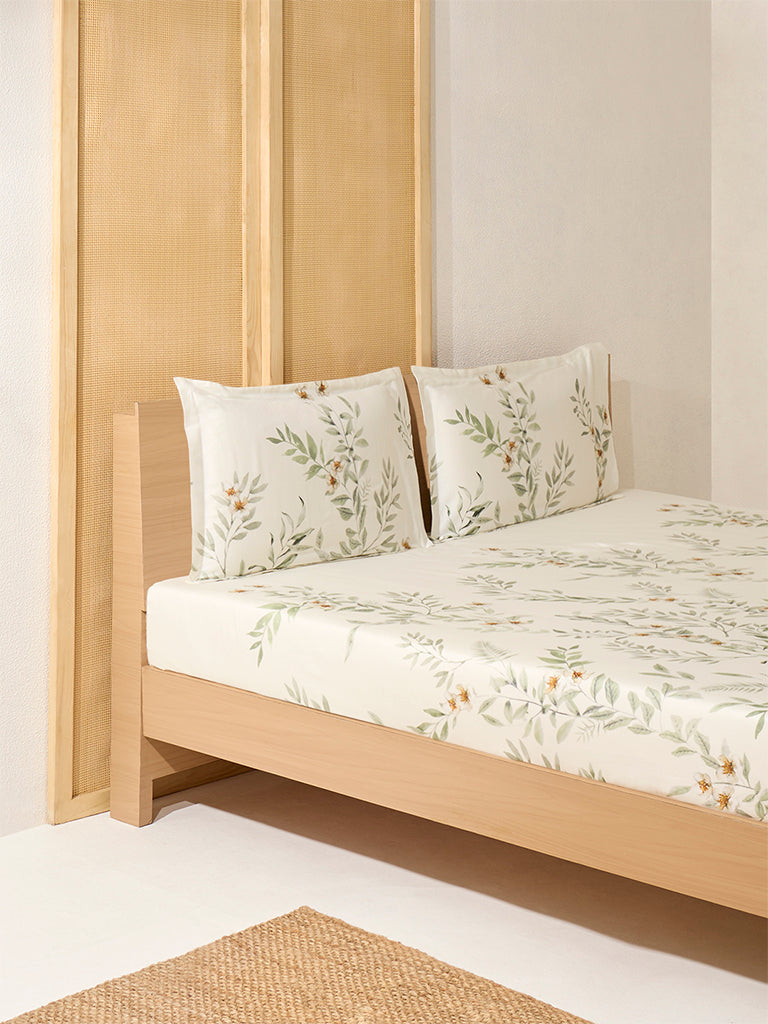 Westside Home Green Foliage Design Queen Bed Flat Sheet and Pillowcase Set