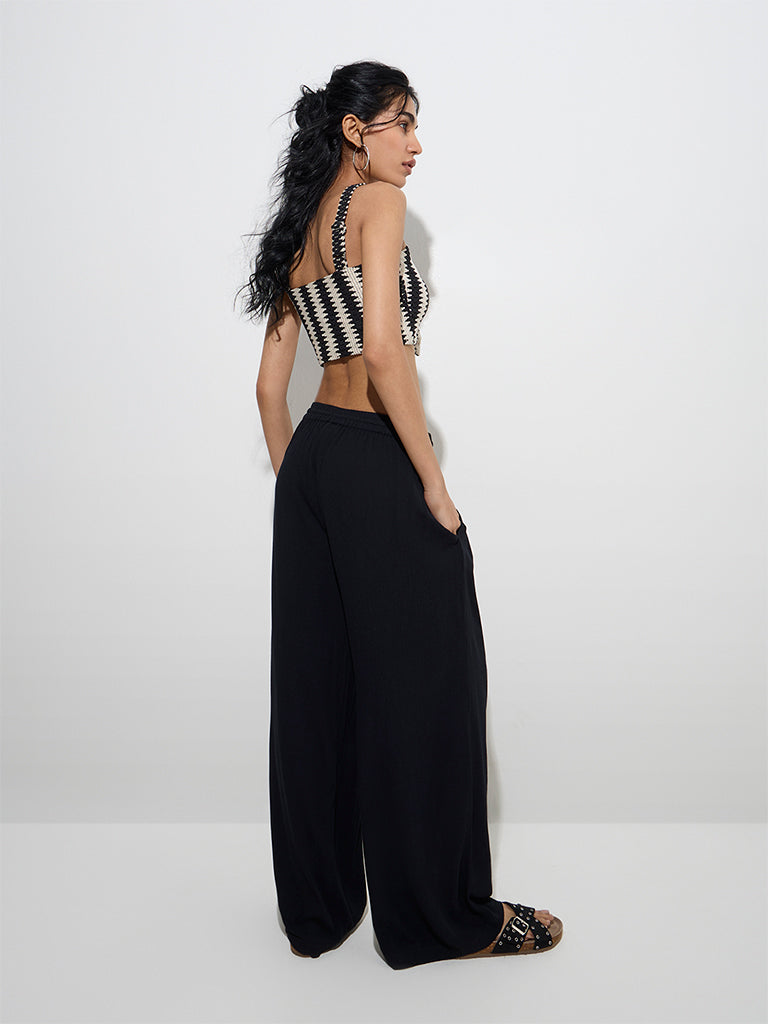 Bombay Paisley Black Printed High-Rise Pants