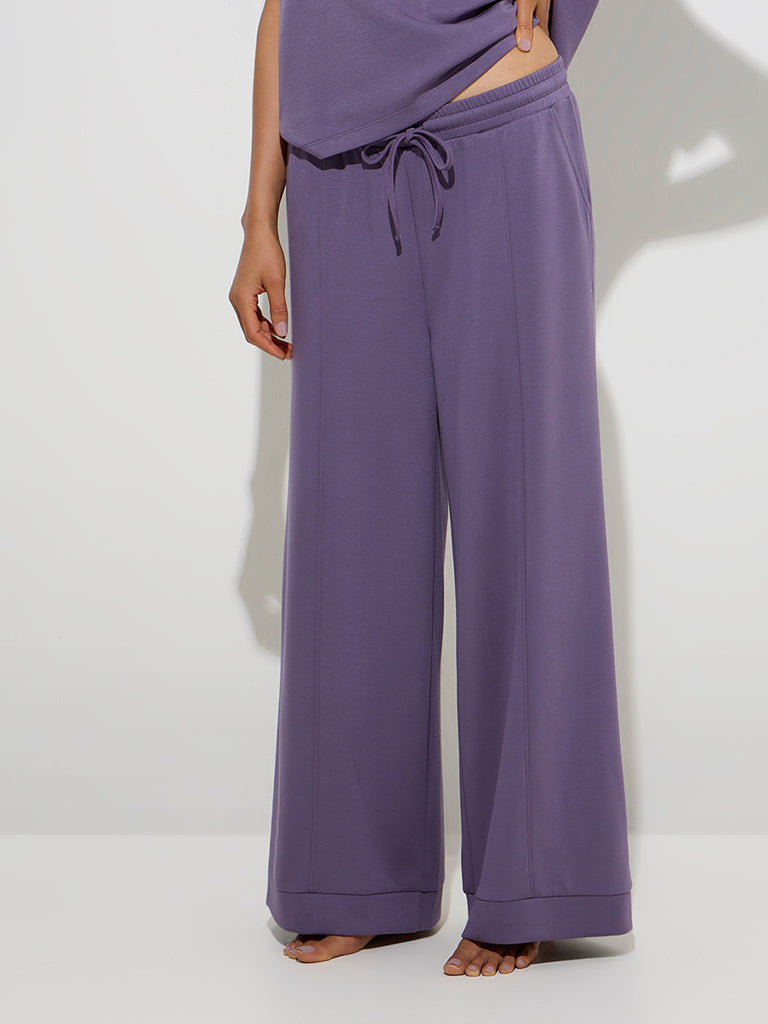Wunderlove Lavender Solid High-Rise Lounge Pants