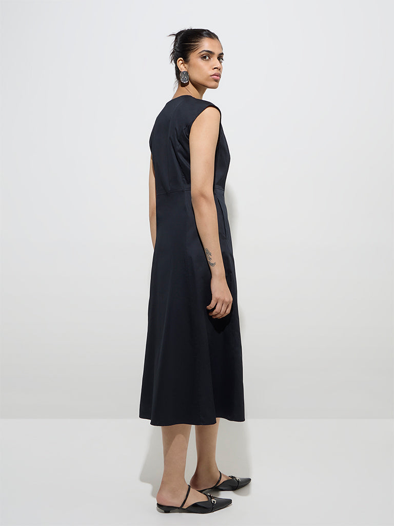 Wardrobe Black Solid Cotton Straight Dress