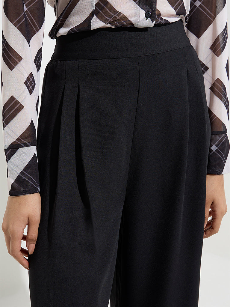Wardrobe Black Solid High-Rise Trousers