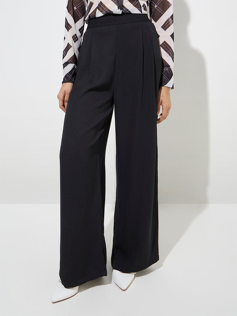 Wardrobe Black Solid High-Rise Trousers