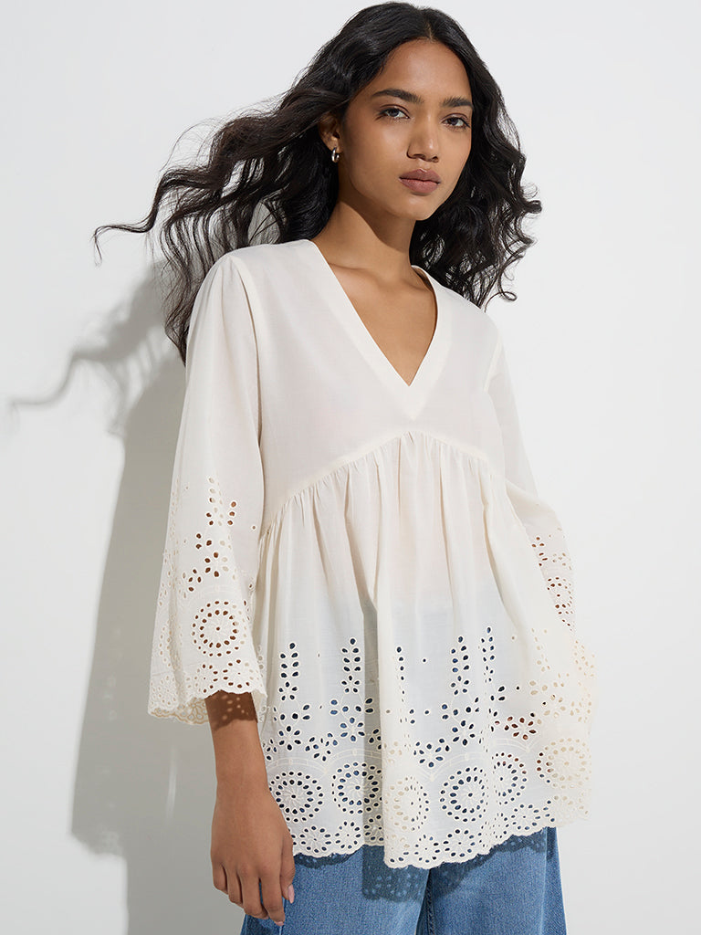 Utsa White Schiffli Detailed Cotton Kurti
