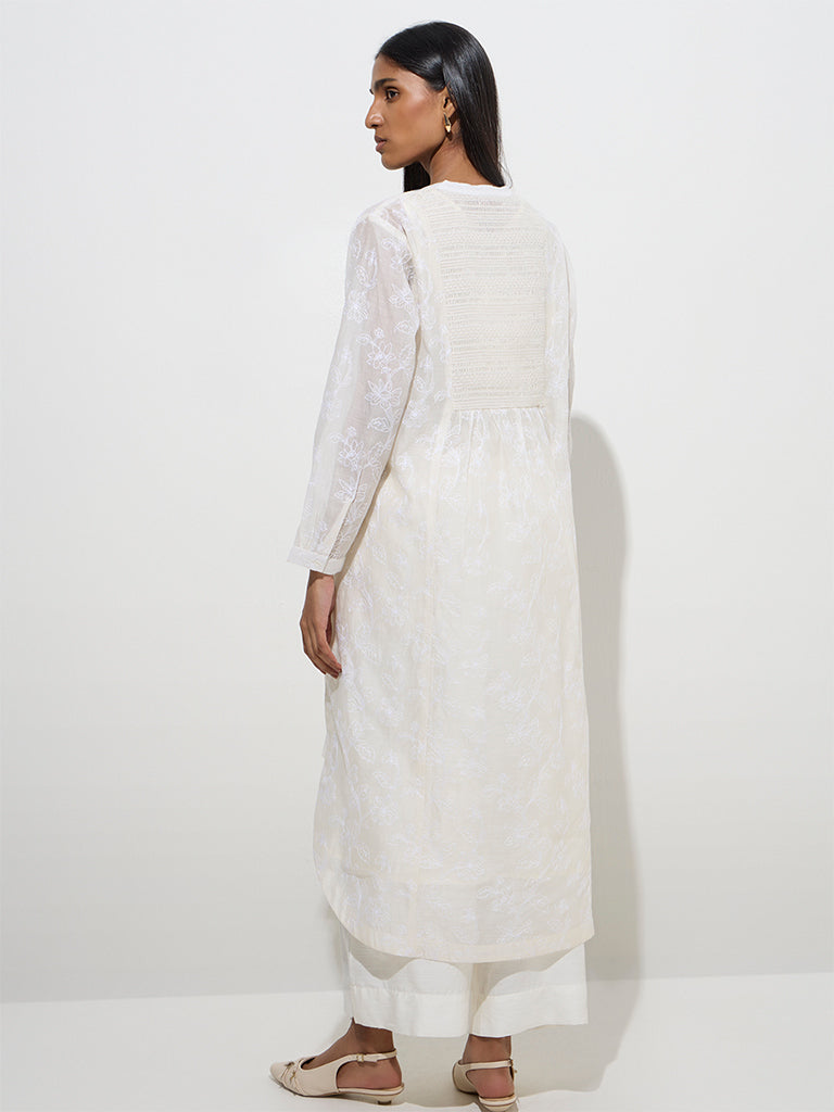 Zuba White Floral Embroidered A-Line Cotton-Blend Kurta