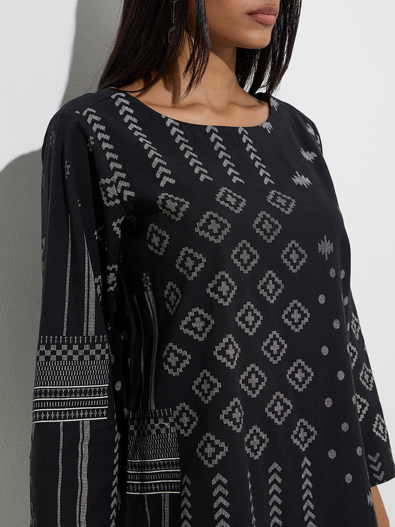 Utsa Black Printed Cotton-Blend Kurti