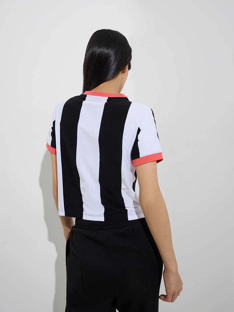Studiofit White Colour-Blocked Cotton T-Shirt