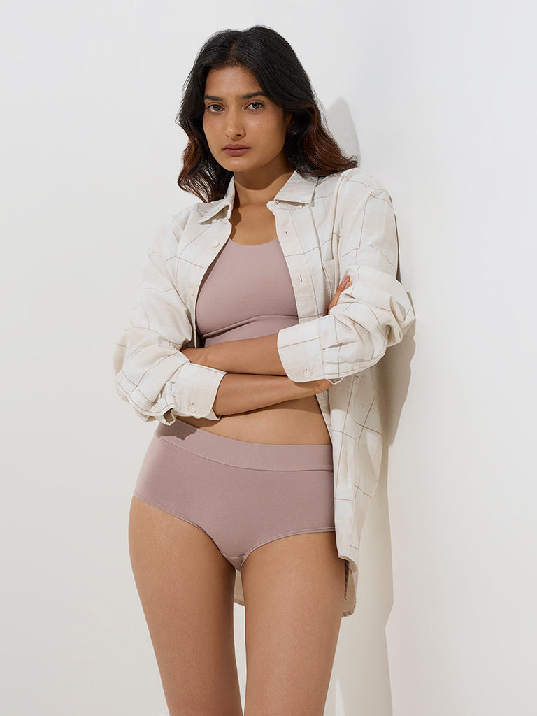 westisde Wunderlove Women's Beige One-Size Cotton-Blend Brief for Casual Wear Full Model View