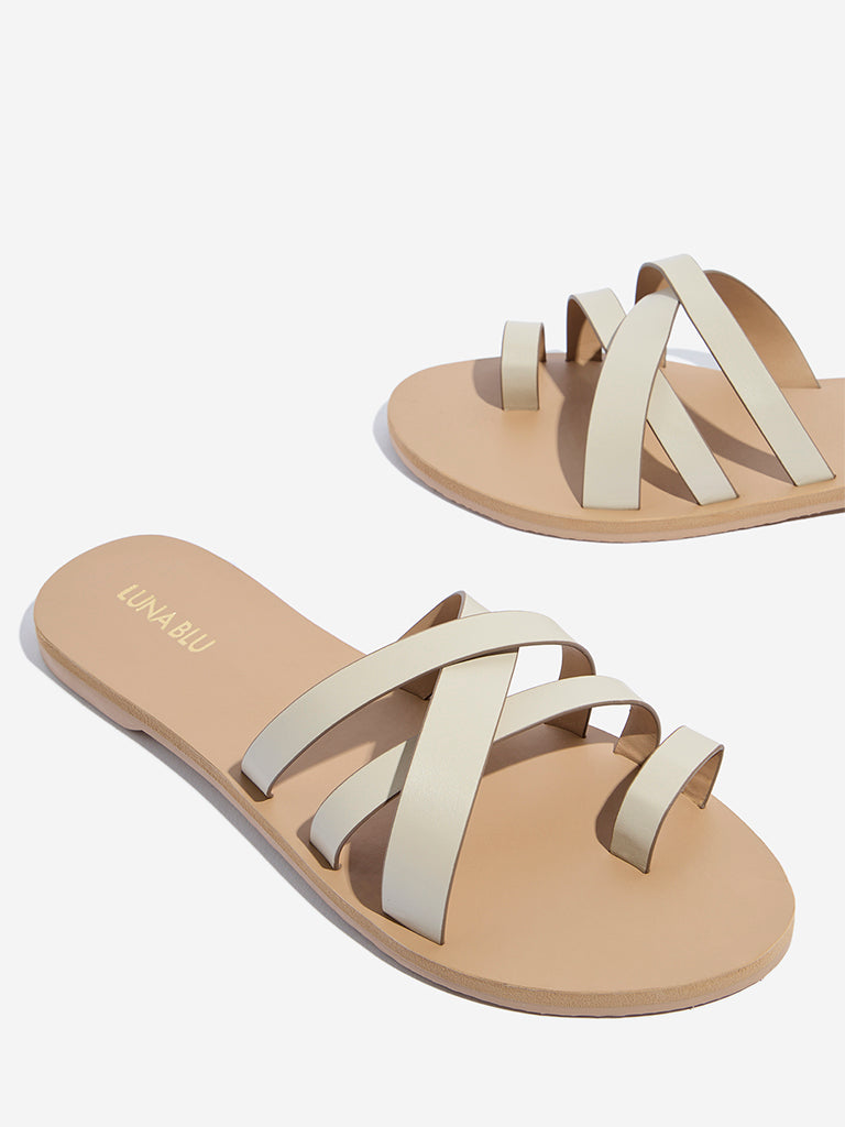 Westside LUNA BLU Women's Ivory Multi-Strap Slides Zoomed View