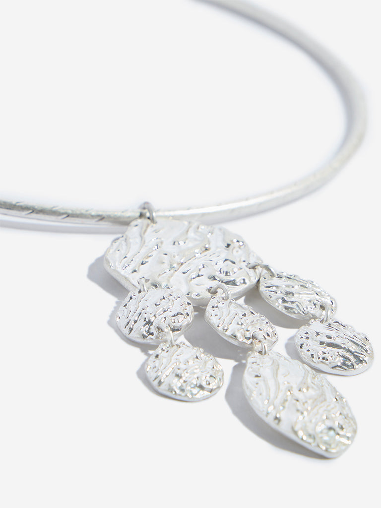 Westside Accessories Silver Textured Pendant Choker Necklace