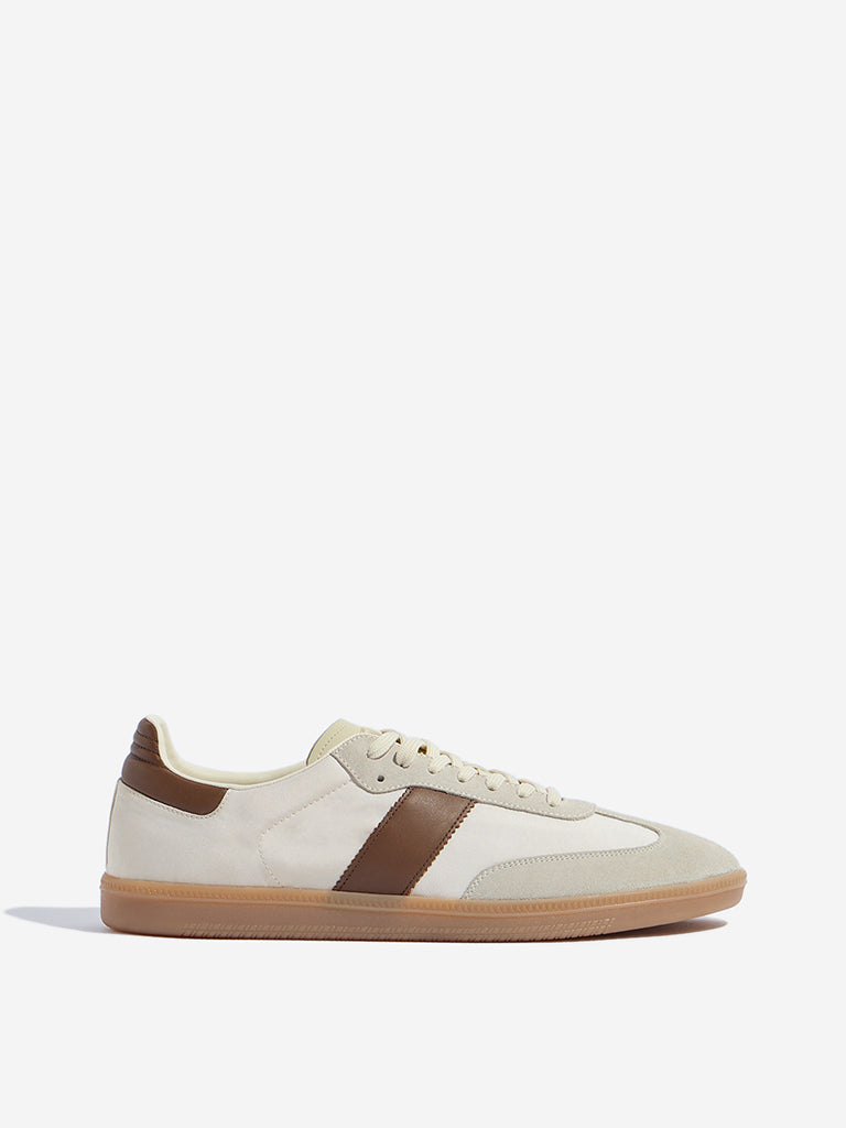 Westside SOLEPLAY Men's Beige Colour-Blocked Lace-Up Sneakers Side View