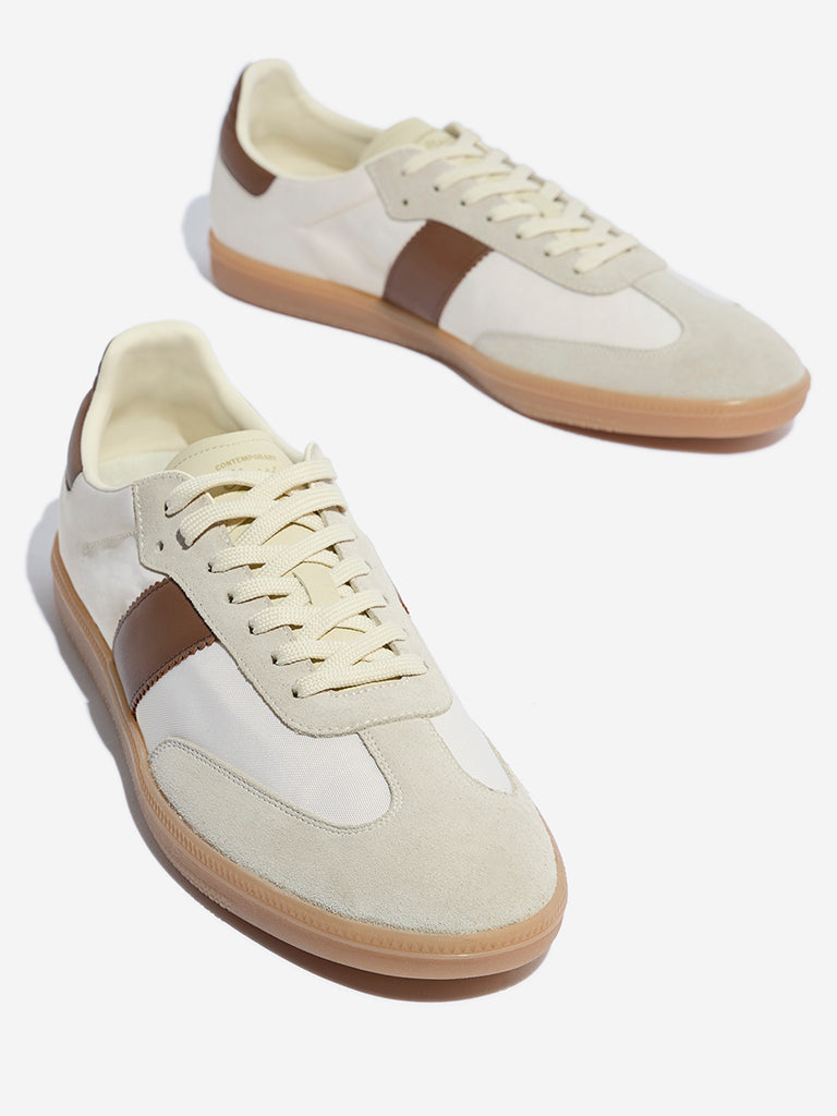 Westside SOLEPLAY Men's Beige Colour-Blocked Lace-Up Sneakers Zoomed View