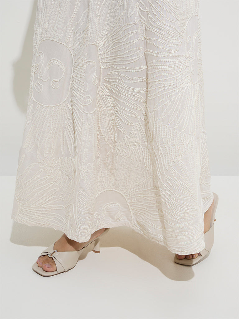 LOV Off-White Embroidered Mid-Rise Skirt