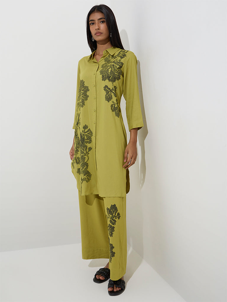 Utsa Green Botanical Pattern Straight Kurta