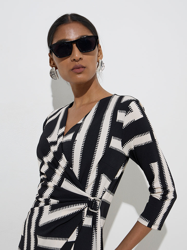 Wardrobe Black Geometric Pattern Wrap-Style Dress