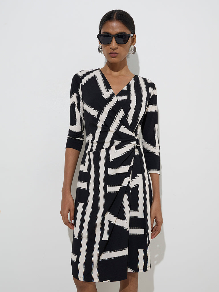 Wardrobe Black Geometric Pattern Wrap-Style Dress