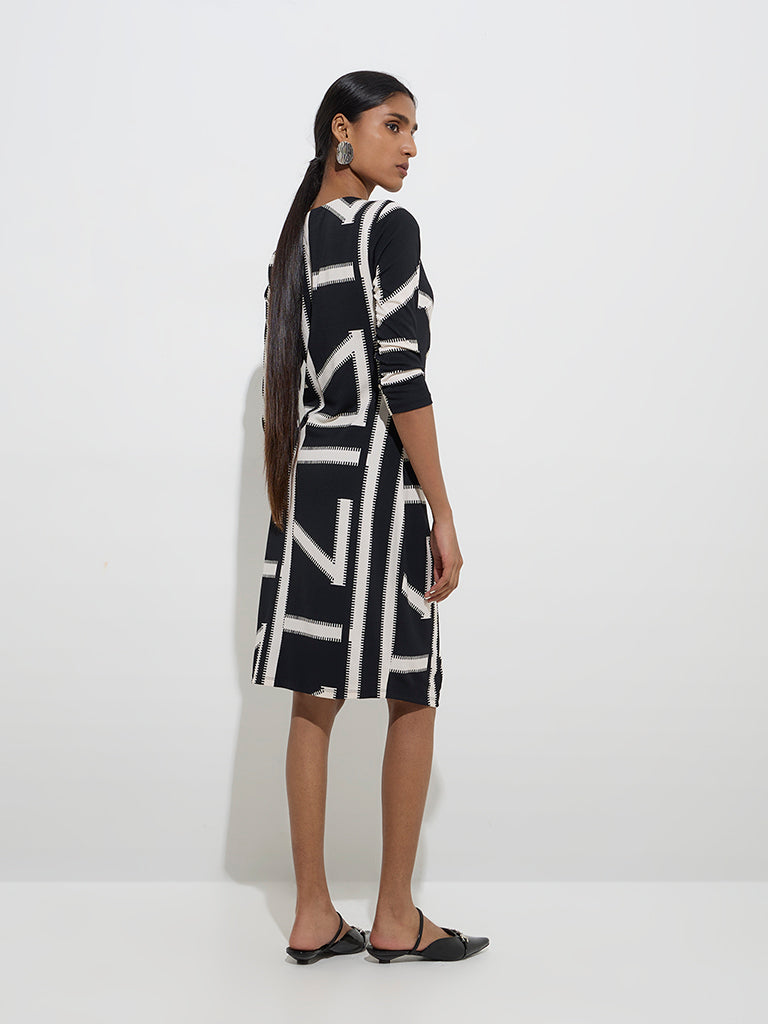 Wardrobe Black Geometric Pattern Wrap-Style Dress