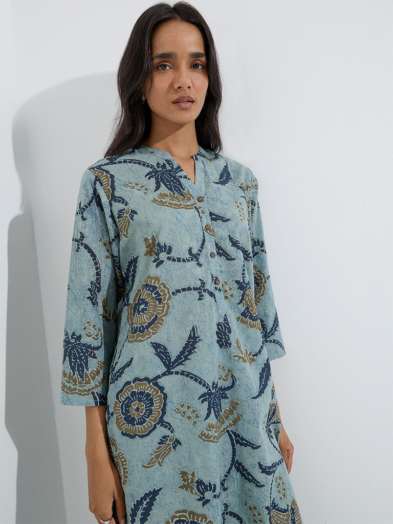 Utsa Blue Floral Printed Cotton Straight Kurta