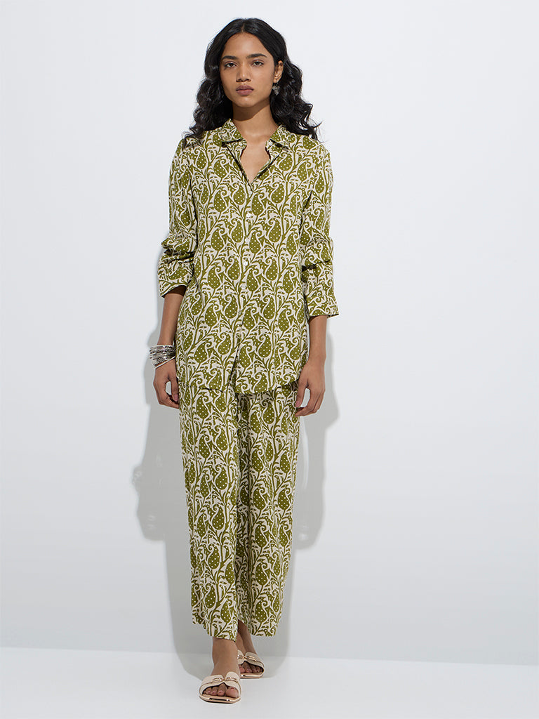 westisde Utsa Women's Olive Paisley Pattern Tunic for Everyday Full Model View