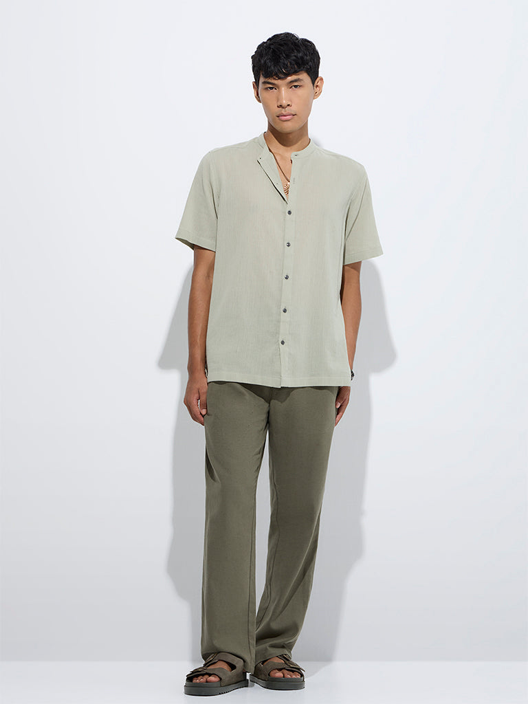 westisde ETA Men's Olive Relaxed-Fit Mid-Rise Cotton-Blend Chinos for Casual Wear Full Model View