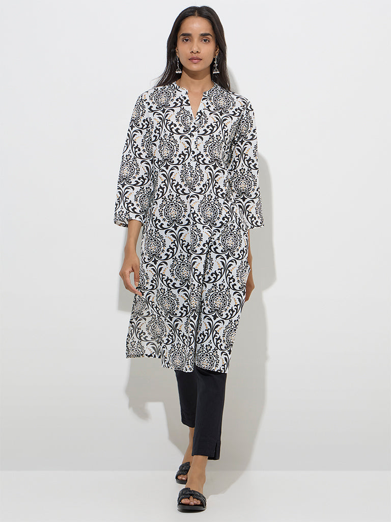 Utsa Black Printed Straight Cotton Kurta