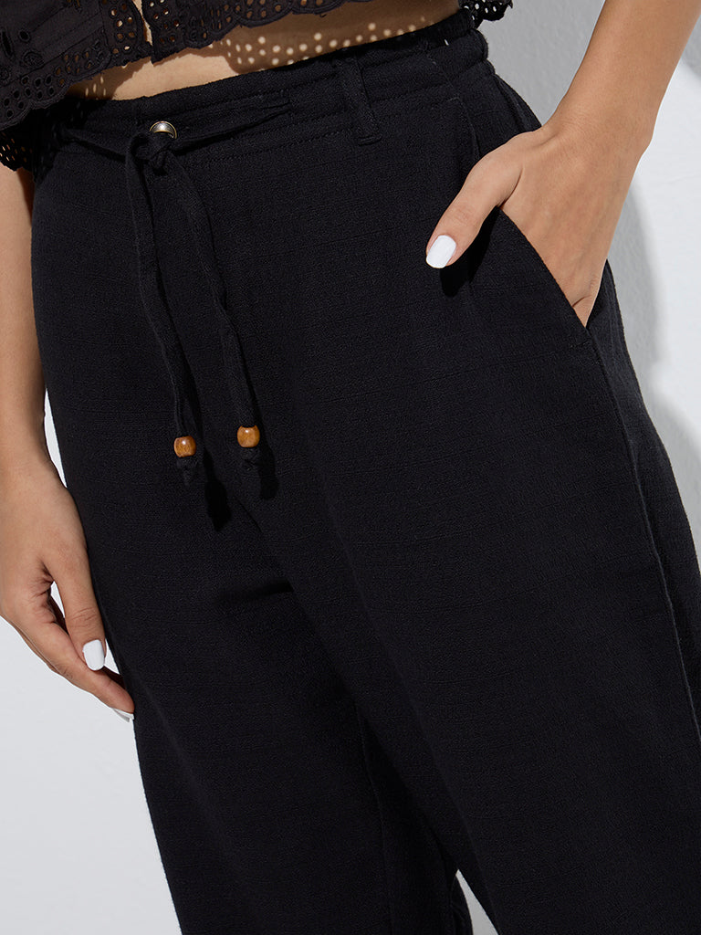 Bombay Paisley Black Solid Cotton-Blend Pants