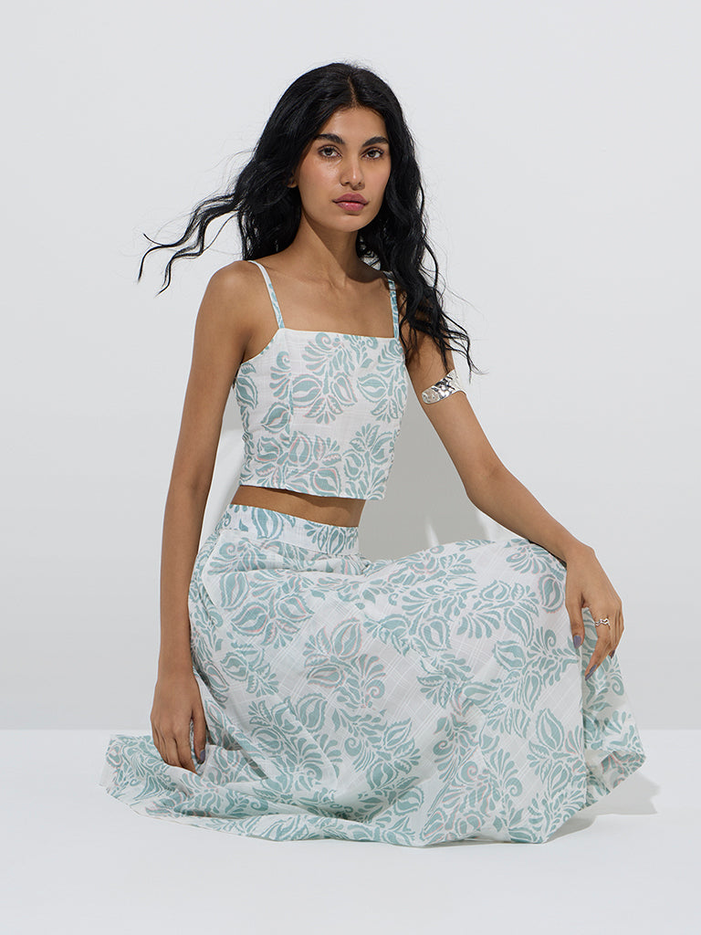 westisde Bombay Paisley Women's Sage Botanical Printed Cotton Top for Everyday Full Model View