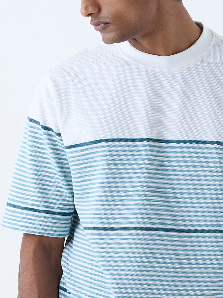 Westside WES Lounge Men's Turquoise Relaxed-Fit Cotton-Blend T-Shirt for Casual Wear Zoomed View