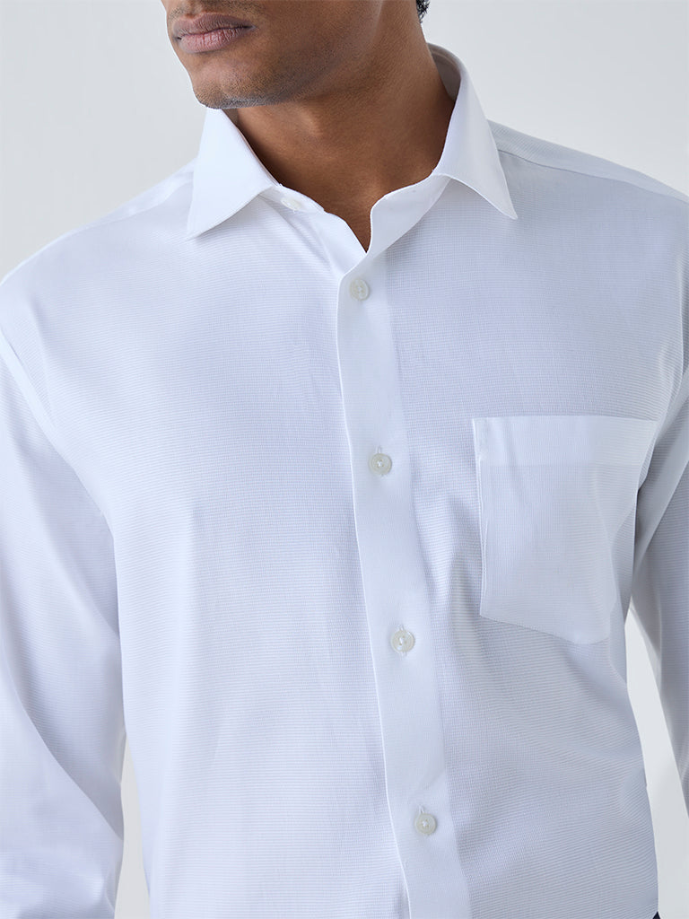 WES Formals White Solid Relaxed-Fit Cotton Shirt