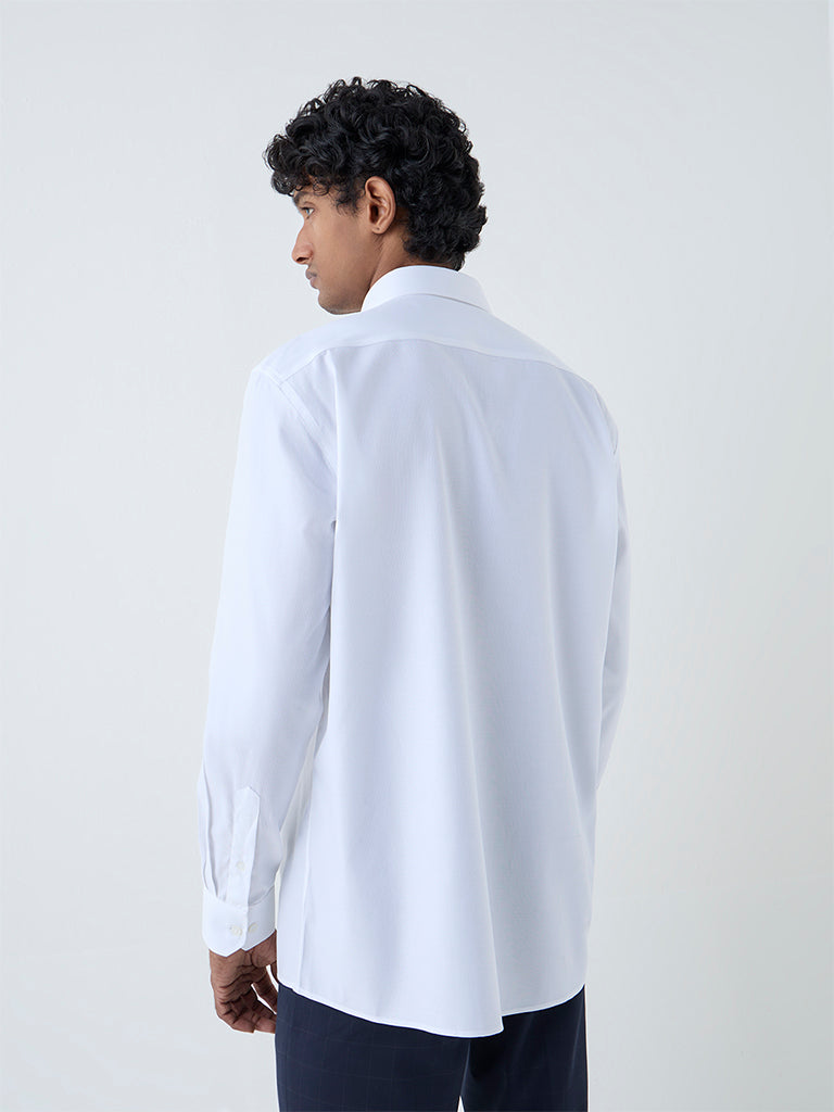 WES Formals White Solid Relaxed-Fit Cotton Shirt