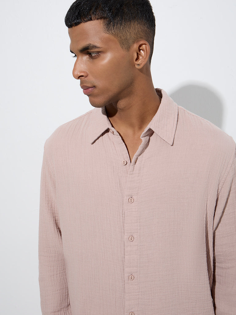 Westside ETA Men's Dusty Pink Crinkled-Textured Relaxed-Fit Cotton Shirt for Casual Wear Zoom View
